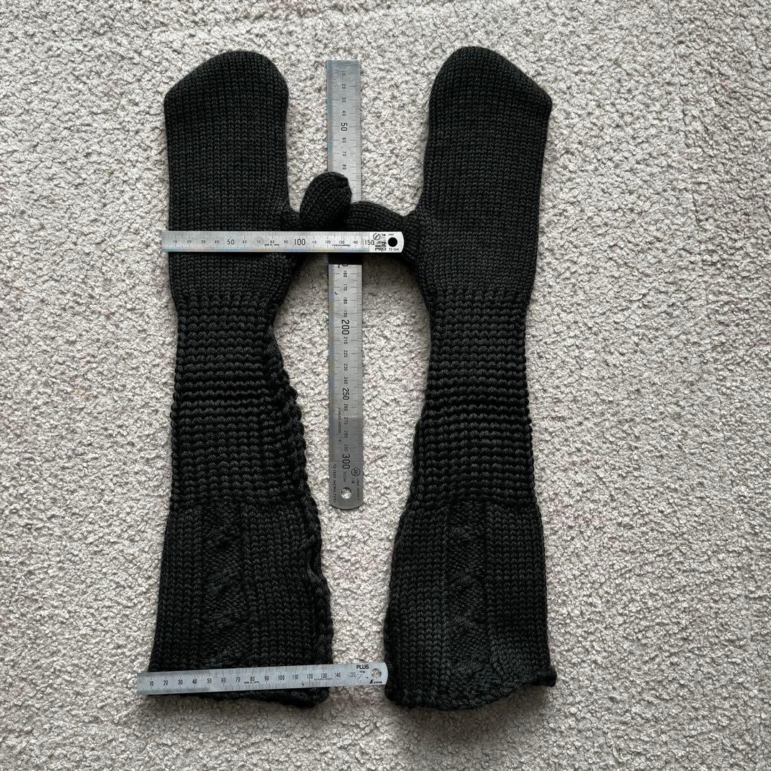 （未使用）柔らかな雰囲気を出す、GUCCI ダークグレー 手袋