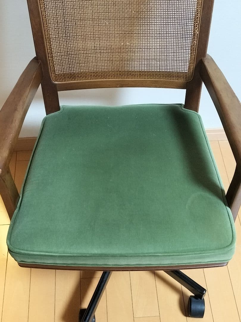 マルニ木工 地中海 アームチェア キャスター付き モケット グリーン