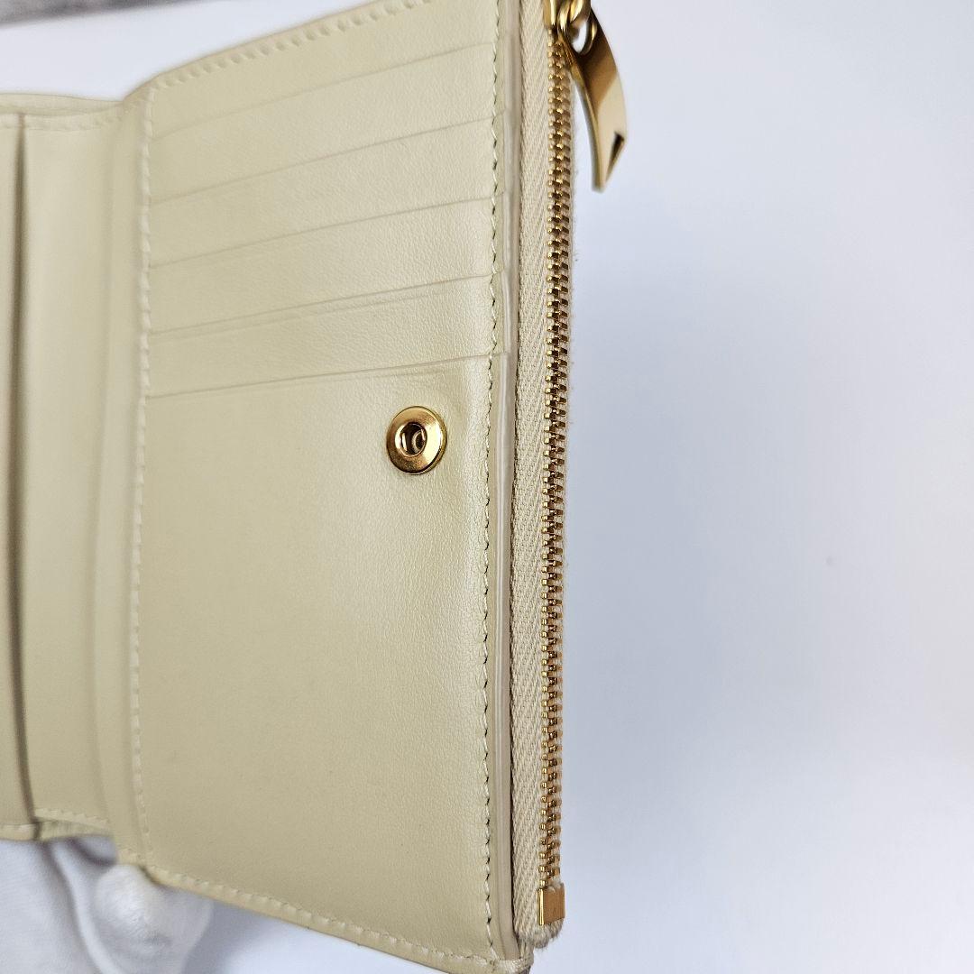 美品　BOTTEGA VENETA　ボッテガヴェネタ ミディアム カセット 財布