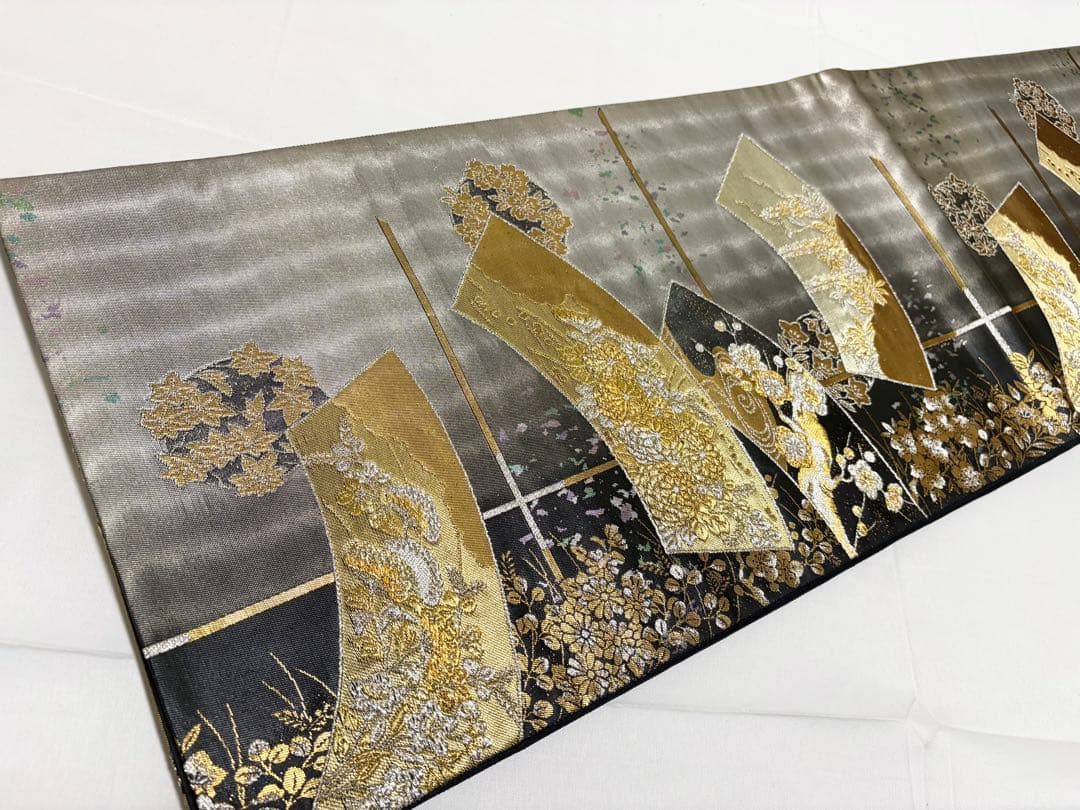 A 扇散し文 花々 金銀糸 引箔 黒地 正絹 六通 袋帯 フォーマル O112