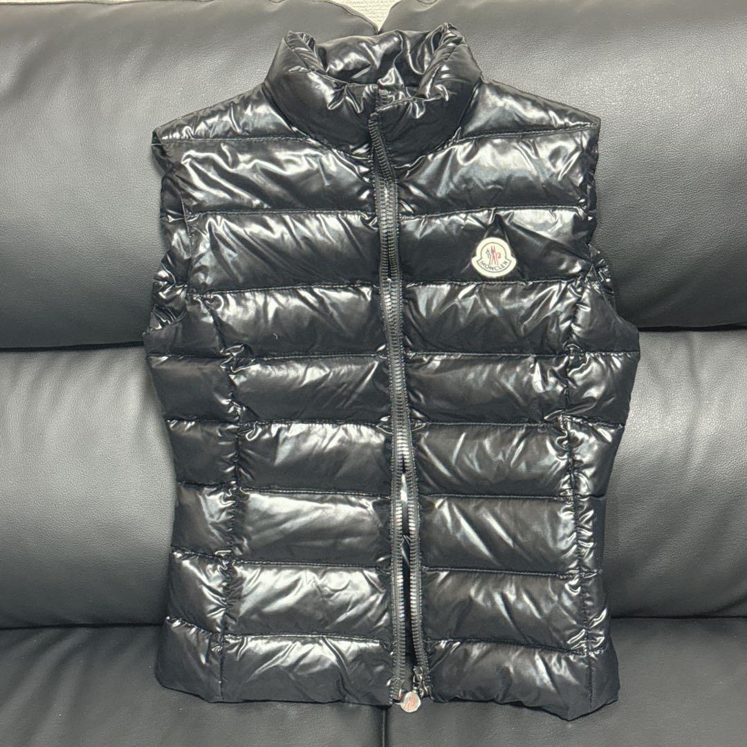 美品　モンクレール MONCLER ダウンベスト ブラック GHANY ガーニー