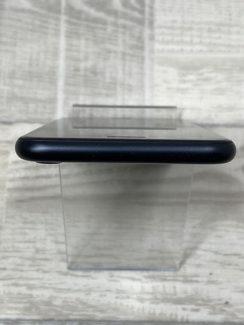 Apple iPhoneSE MX9R2J/A （第二世代）64GB ブラック