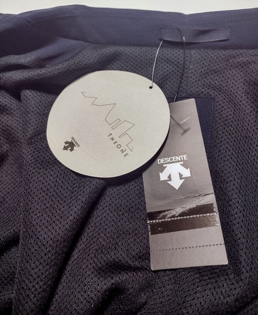 ［新品未使用］DESCENTE デサント スーツ セットアップ