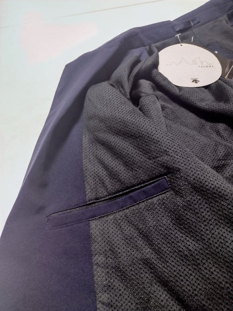 ［新品未使用］DESCENTE デサント スーツ セットアップ