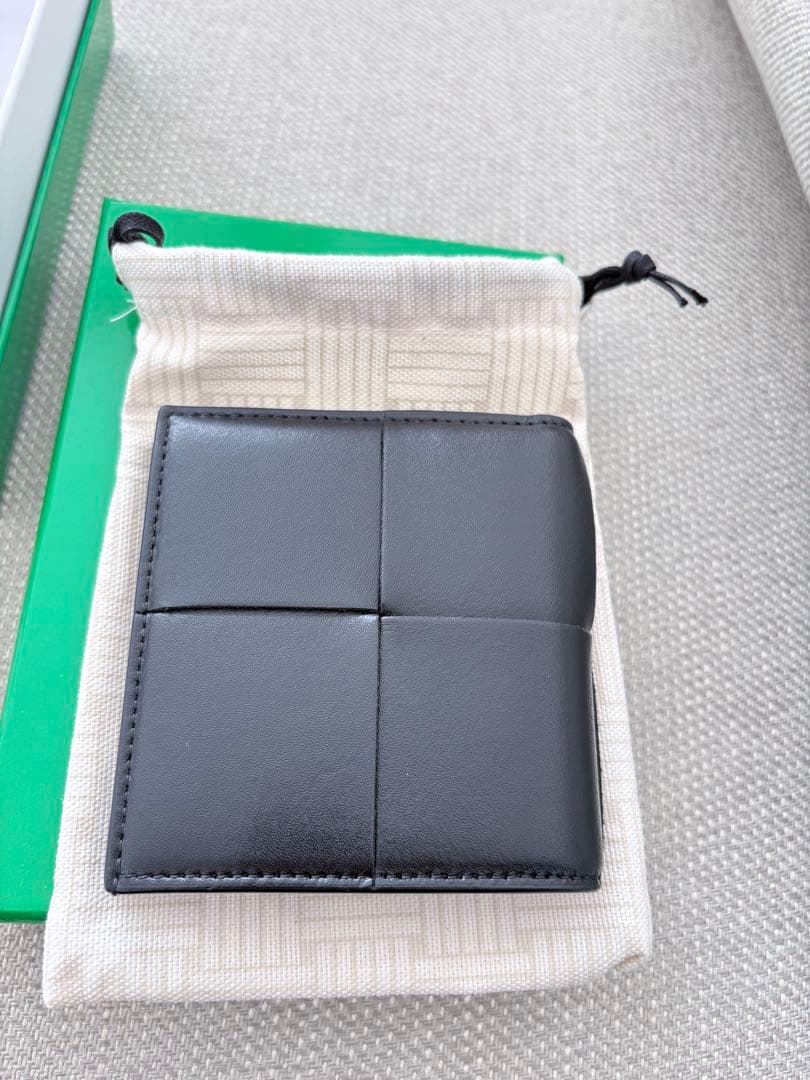 新品 BOTTEGA VENETA CASSETE 財布 正規品 二つ折り