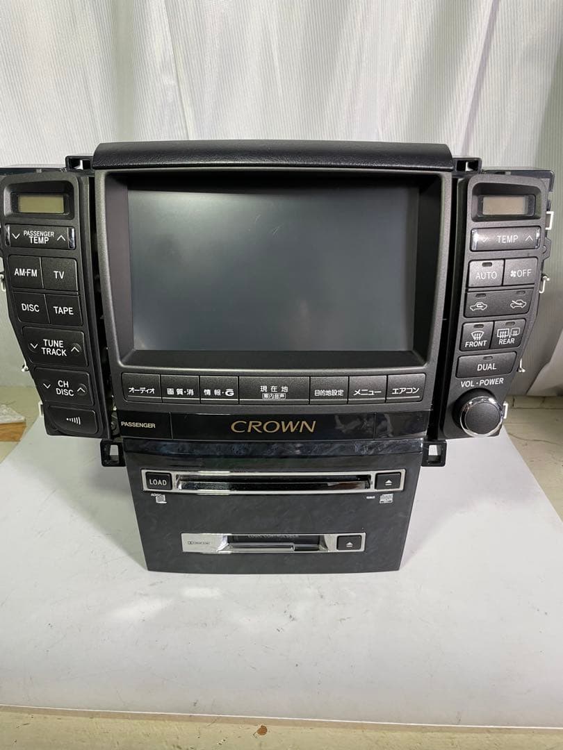 GRS182 クラウン　純正ナビ　86111-30300