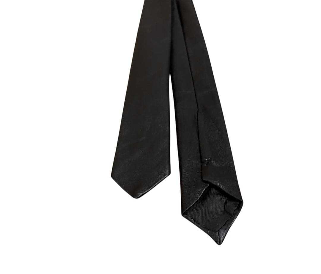 【ラムレザー】本革レザーナロータイ