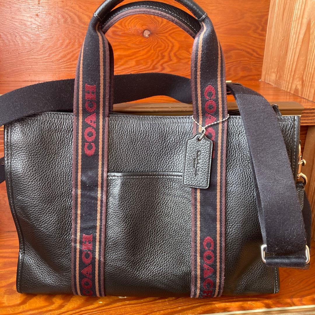 COACH ブラックレザートートバッグ