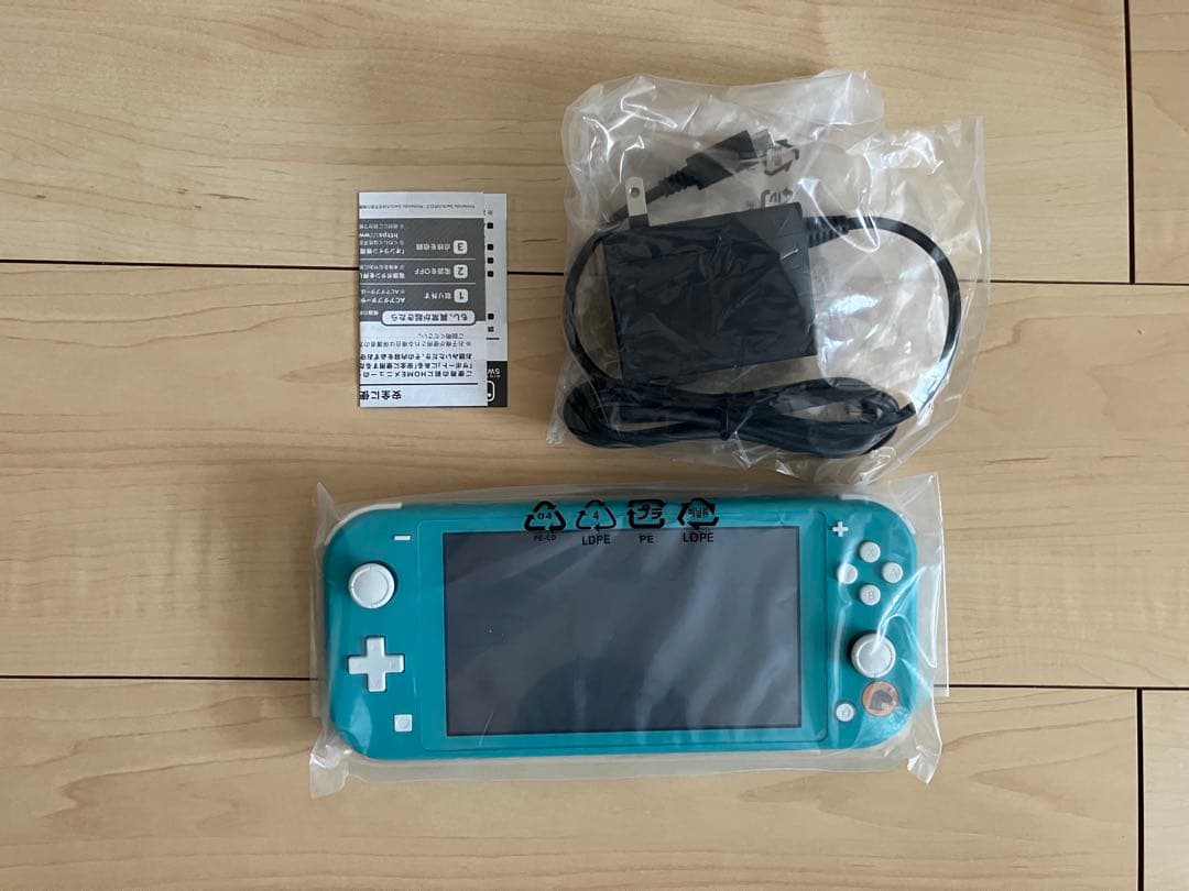 未使用　Nintendo Switch Lite あつまれ どうぶつの森