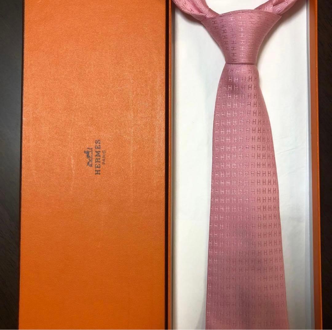 HERMES ピンク ネクタイ