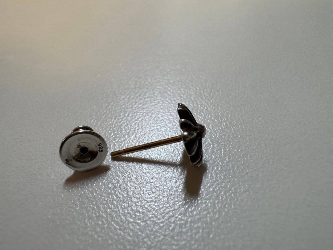 Chrom hearts CHプラススタッド