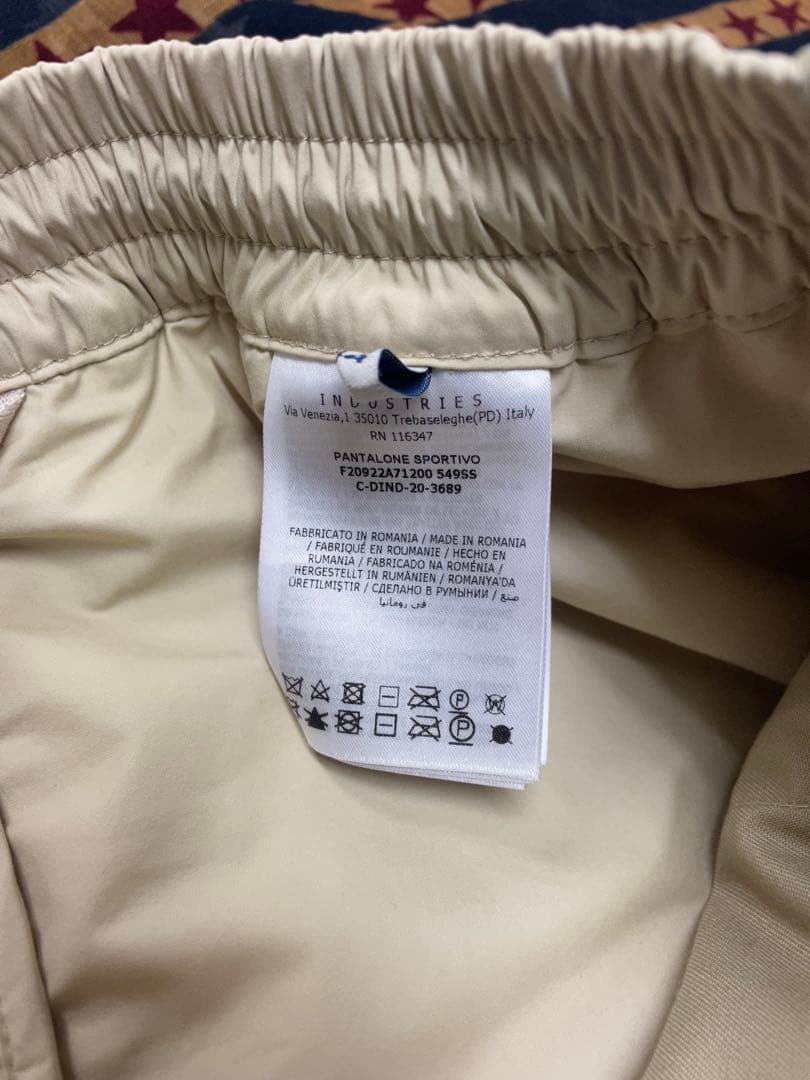 新品モンクレール ベージュパンツ S