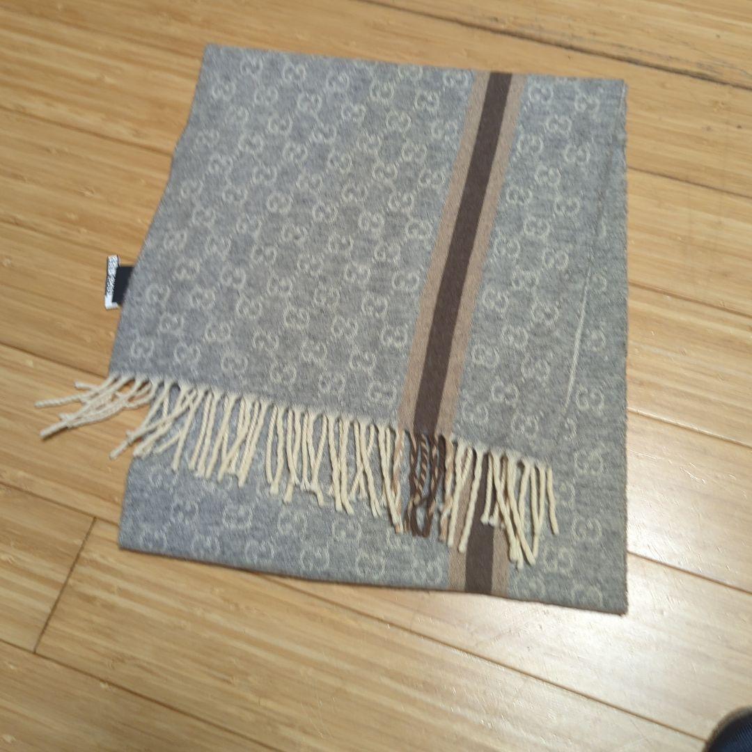 グッチグレーカシミヤマフラー最終価格!!