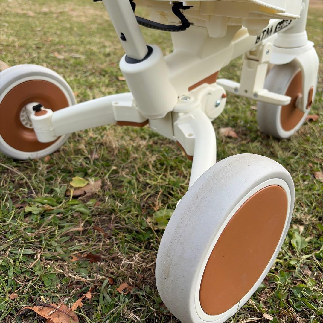 【美品】BTM 三輪車 ベージュ
