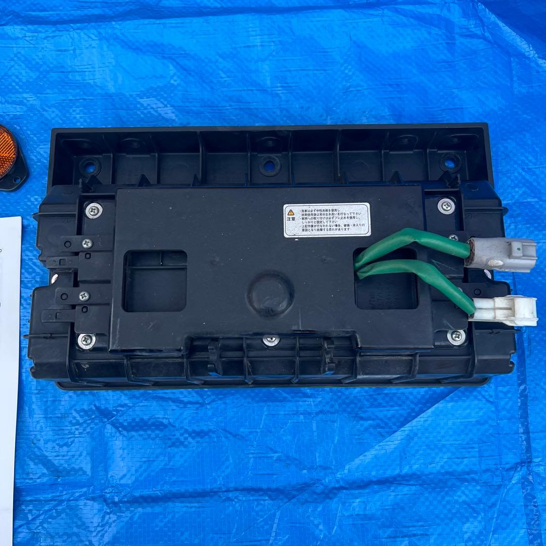 KOITO コイト 右 2連テールランプ ノーマルターン