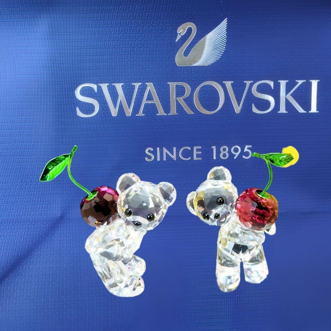 未使用　定価￥28,600税込　Swarovski クマとチェリーのクリスタル