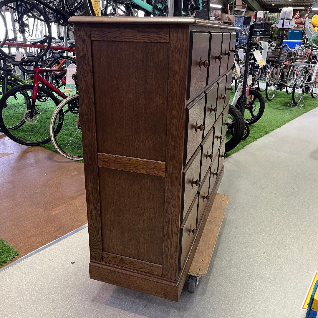 美品 葉山ガーデン 葉山クラシック オーク材 ドロワーチェスト 4段 16杯