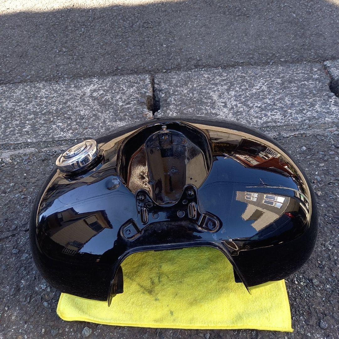 YAMAHA　ドラッグスター400 VH01J　純正タンク　鍵付き