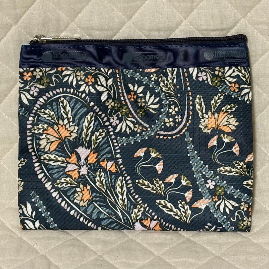 レスポートサック　デラックスエブリデイ　ポーチ付き　ペイズリー柄　ネイビー