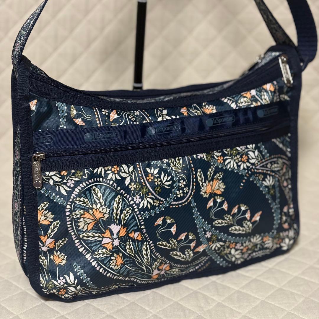 レスポートサック　デラックスエブリデイ　ポーチ付き　ペイズリー柄　ネイビー