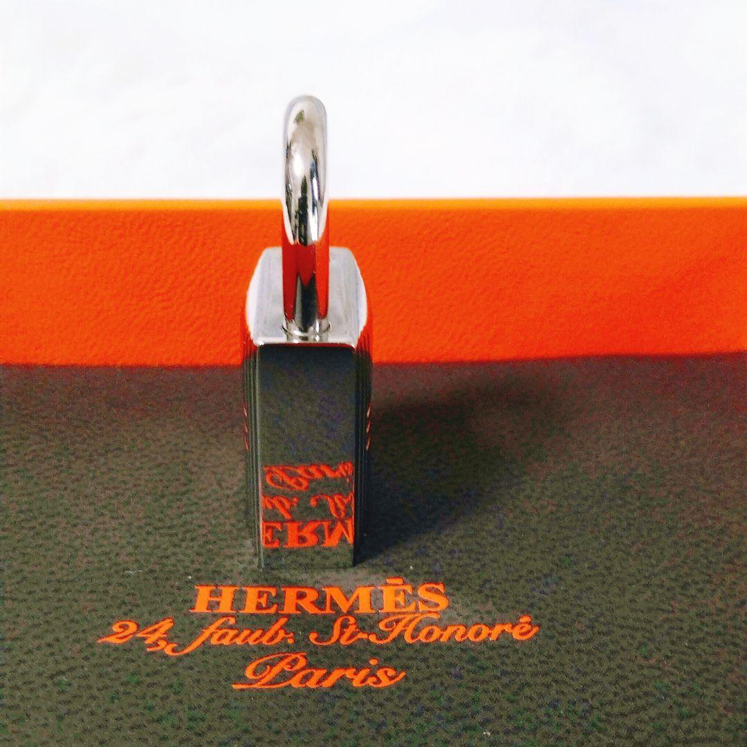 【美品】 HERMES エルメス カデナ　南京錠　パドロック鍵2ケ付き
