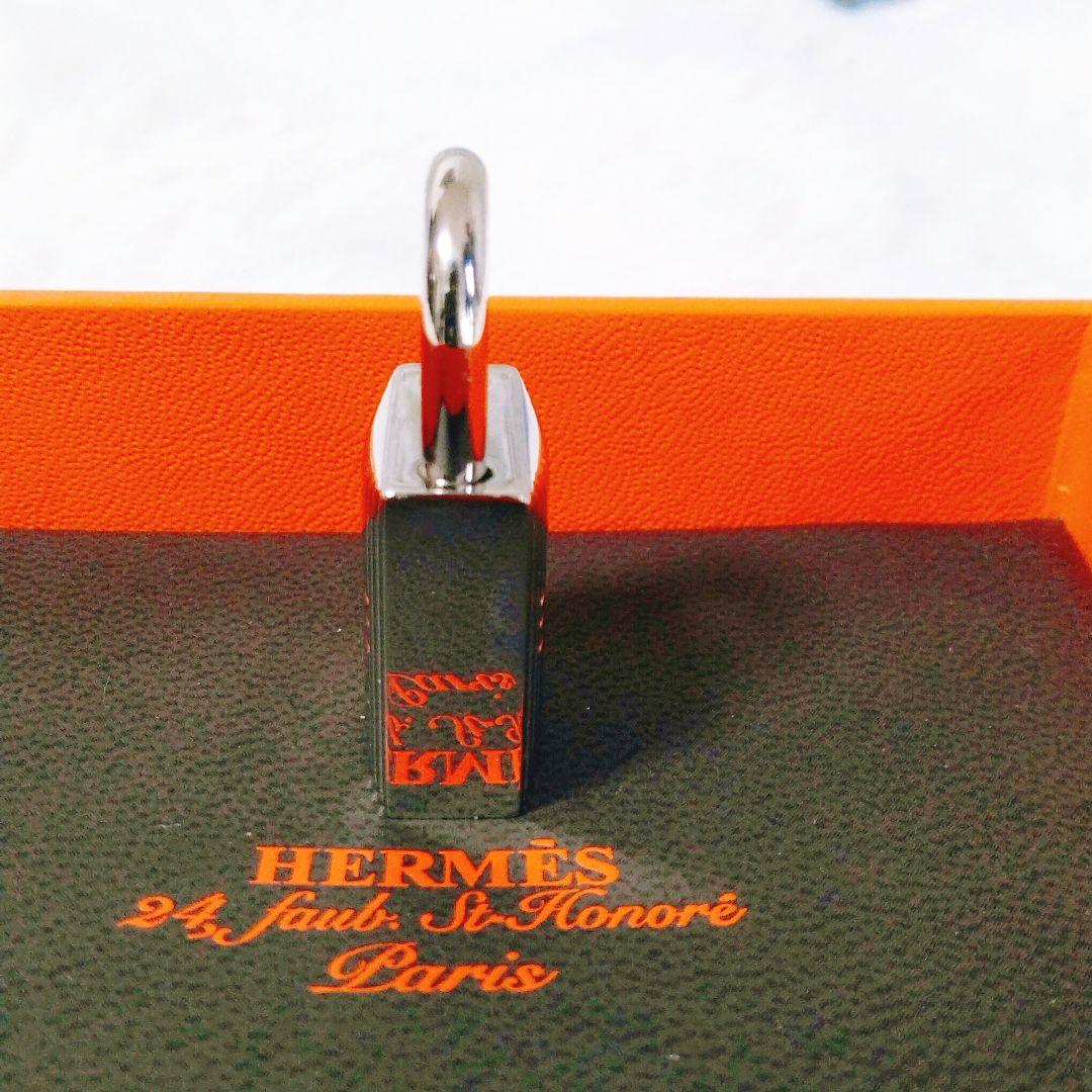 【美品】 HERMES エルメス カデナ　南京錠　パドロック鍵2ケ付き
