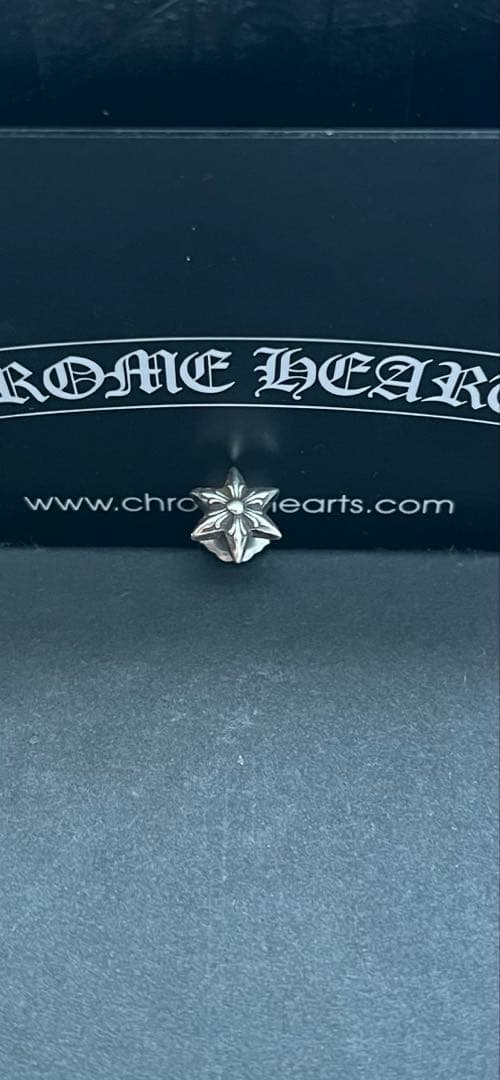 Chrome Hearts スタースタッドピアス