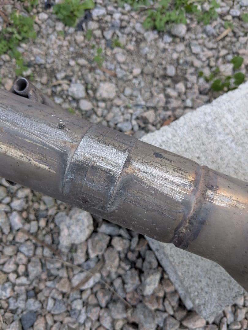 C26セレナ後期　社外マフラー