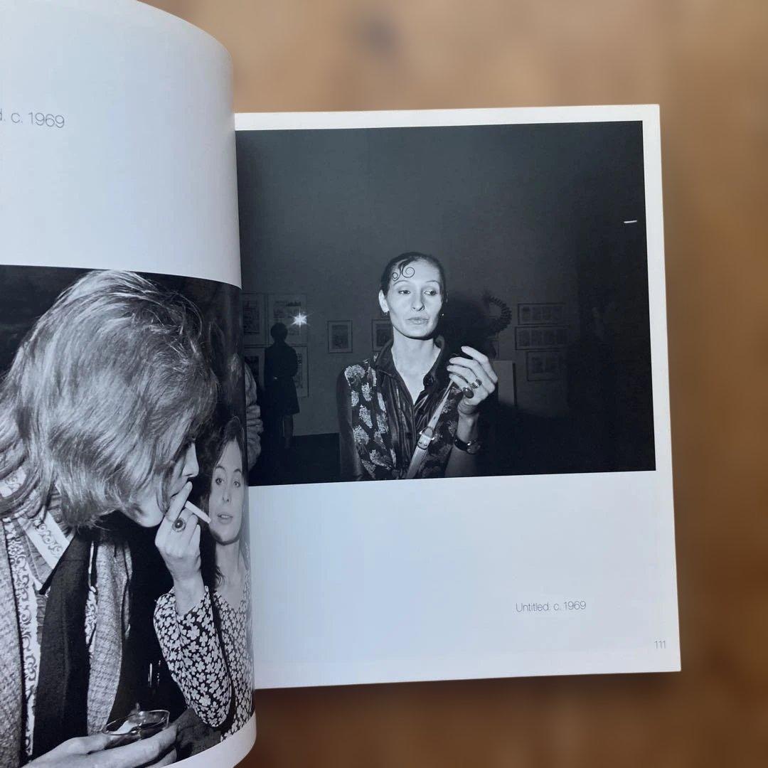 アート・デザイン・音楽 WINOGRAND FIGMENTS FROM THE REAL WORLD