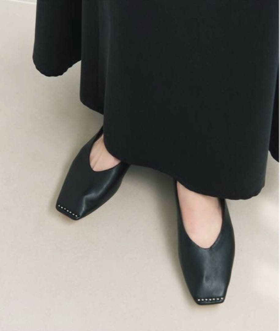 スタッズ付きブラックフラットシューズ letalon 試着のみ