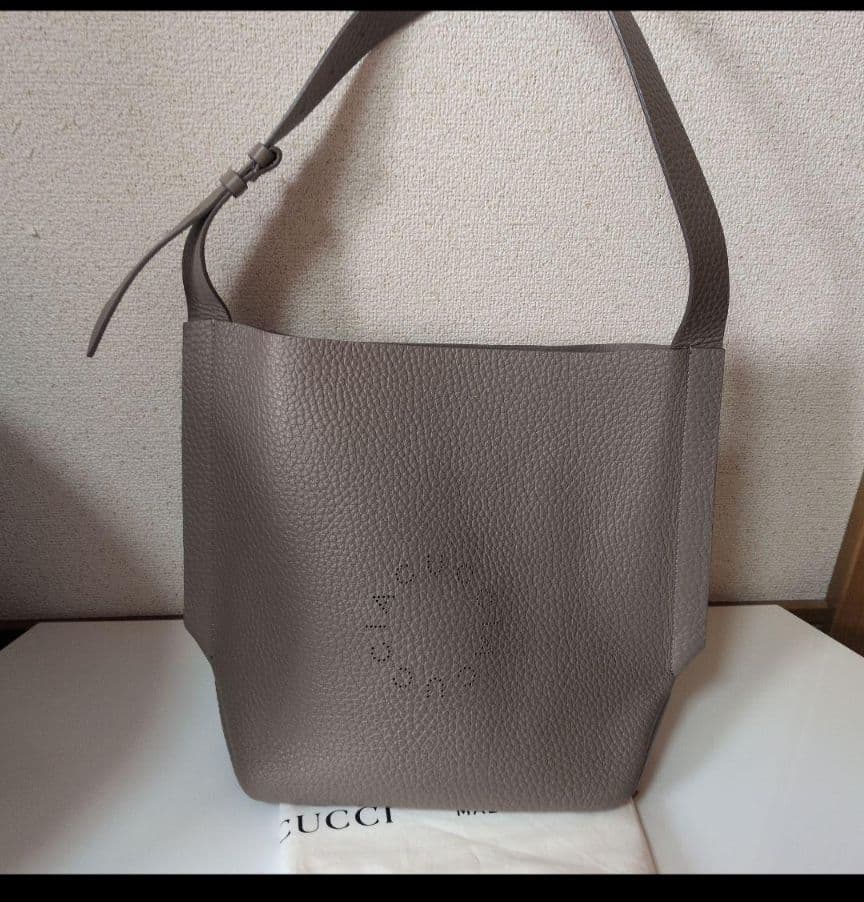 未使用級　イアクッチ　IACUCCI　グッシオ　 ワンハンドルトート