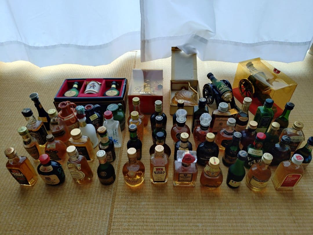 ウイスキー　ブランデー ミニボトルセット　古酒　未開封　５３本セット