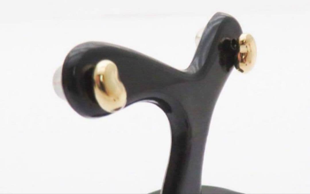 新品　K18YG ビーンズ ピアス 18金 ミニピアス　　プレゼントにも！