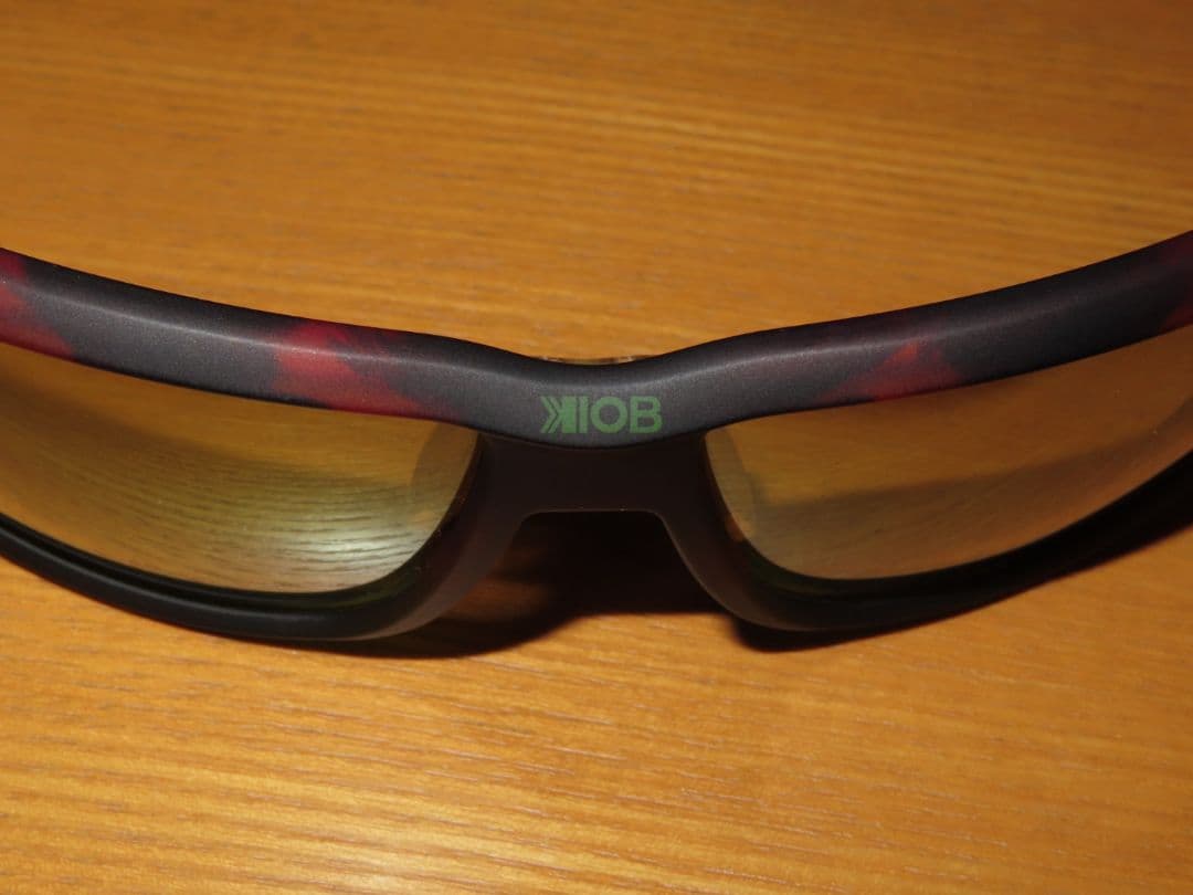 イヨケン/KIOB/Bin5/グラスホッパー/トゥルービュースポーツ/ゴールド