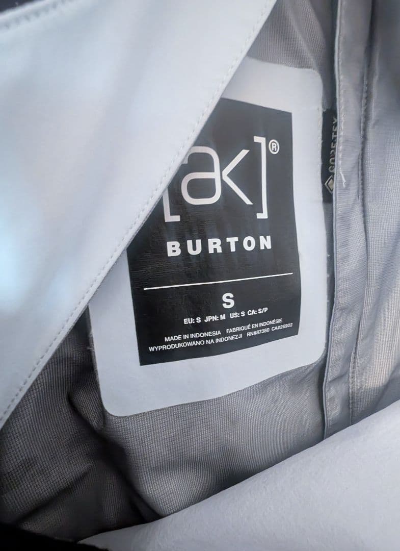 Burton AK キミー ジャケット & ビブパンツ 上下セット