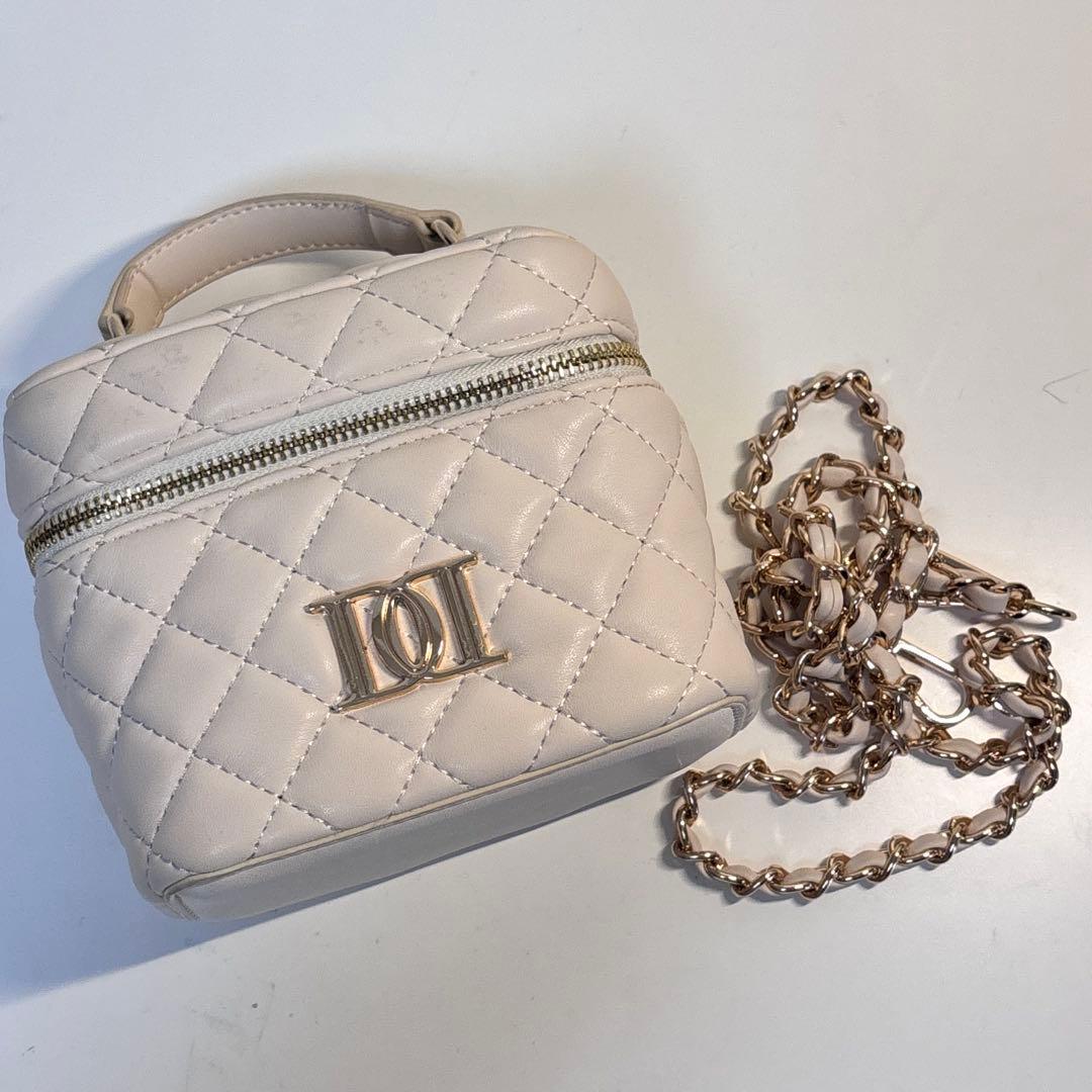 darich キルティングスクエアミニバッグ