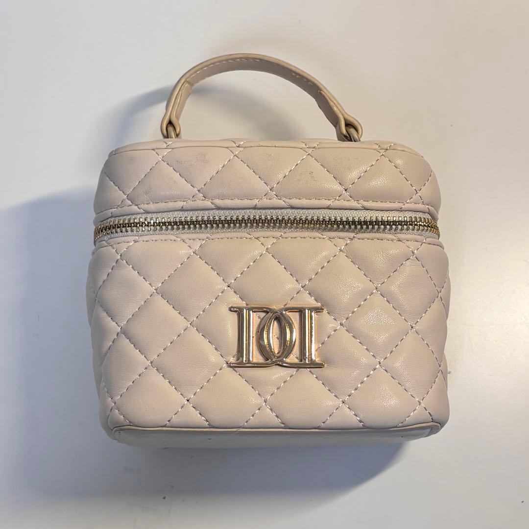 darich キルティングスクエアミニバッグ