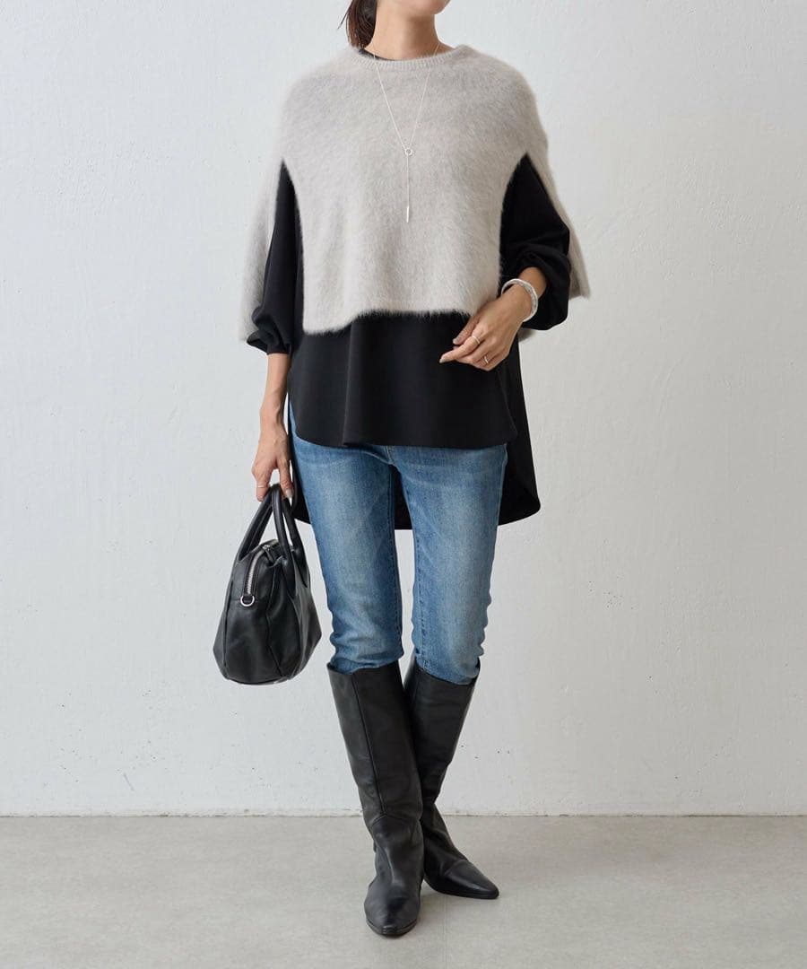 ビアズリー　Tブラウス ブラック