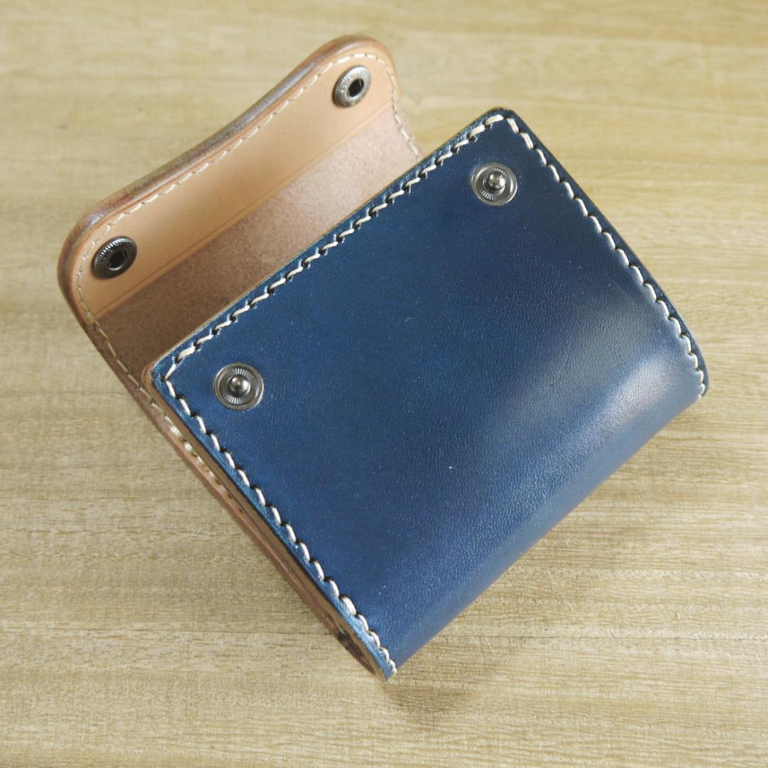 ヌメ革　栃木レザー　サドルレザー　コンパクトウォレット　三つ折り　青/生成り