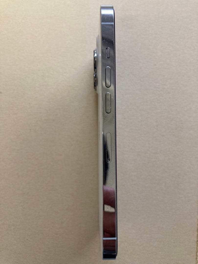 T.KRY♡24 　iPhone13 Pro 256GB