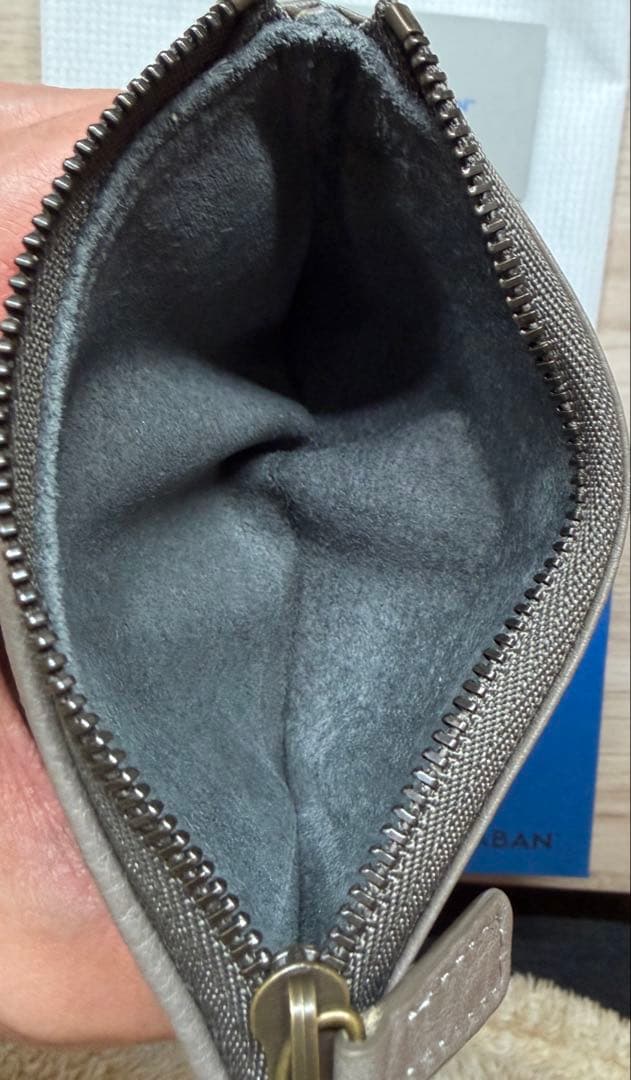 アンパンマン⭐︎TSUCHIYA KABAN グレー 二つ折り財布