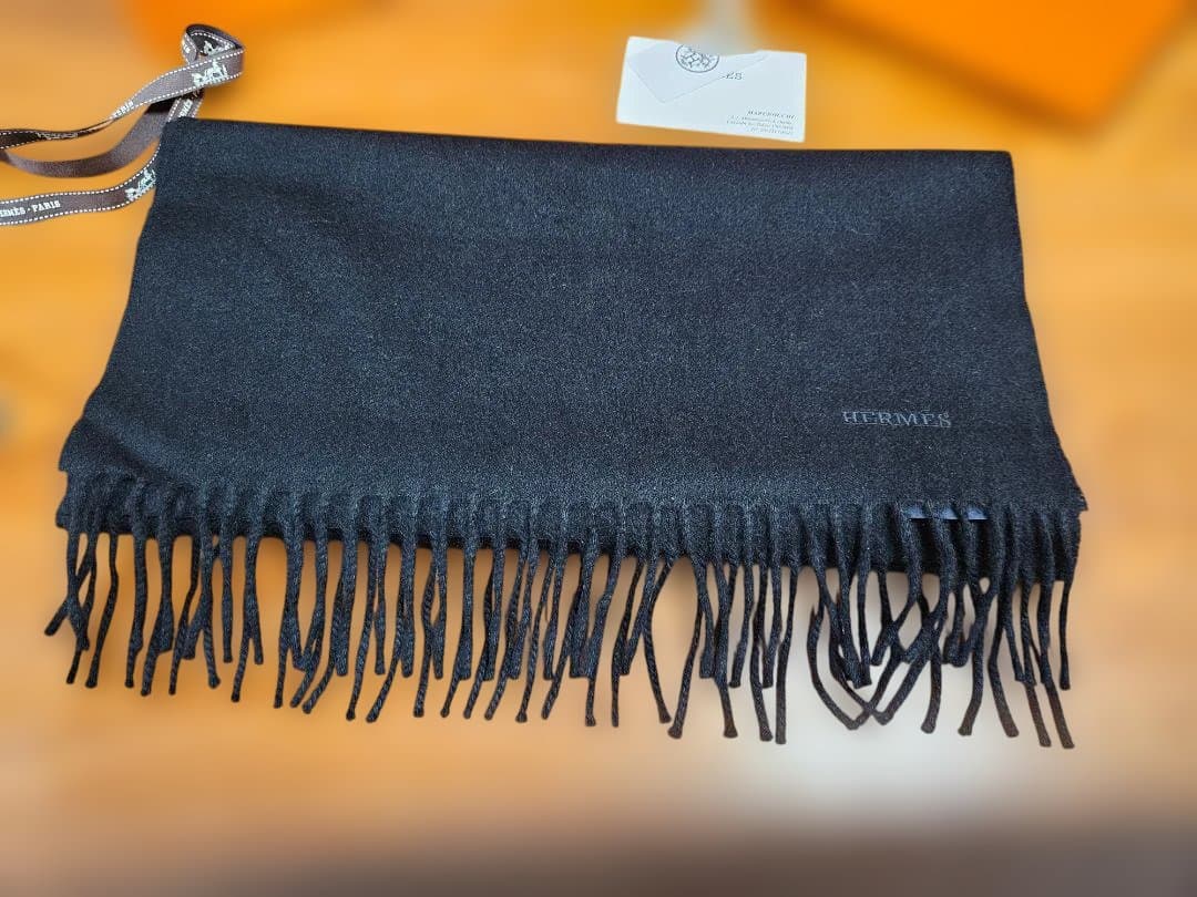 HERMES 黒 メンズカシミヤマフラー
