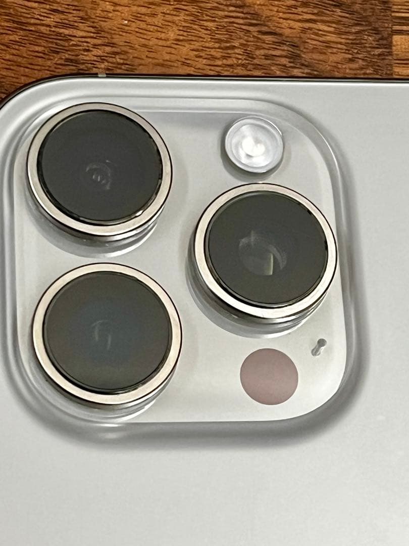 iPhone 16 pro 256GB SIMフリー バッテリー97%