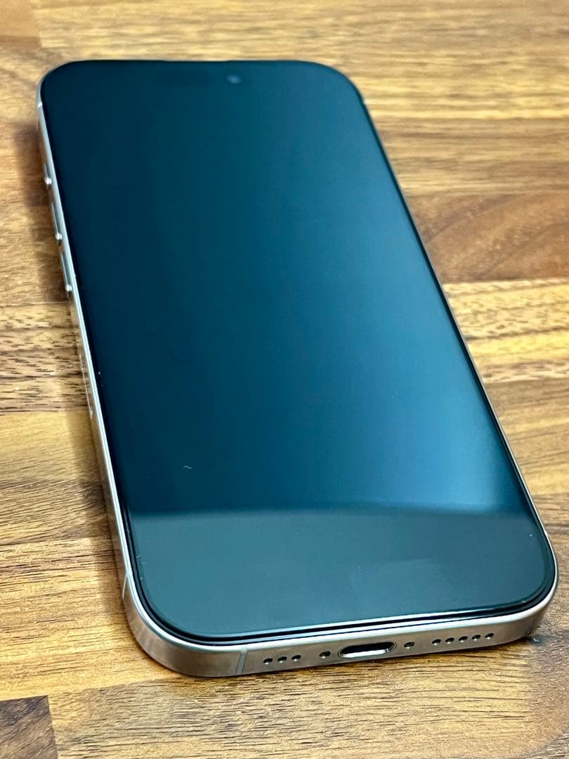 iPhone 16 pro 256GB SIMフリー バッテリー97%