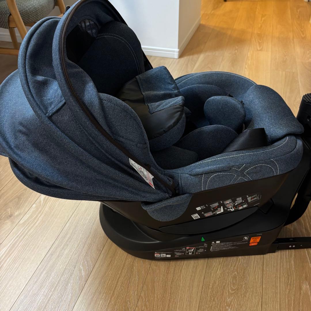 エールべべ　クルット4i Oui デニムブルー　ISOFIX 新生児　カーメイト