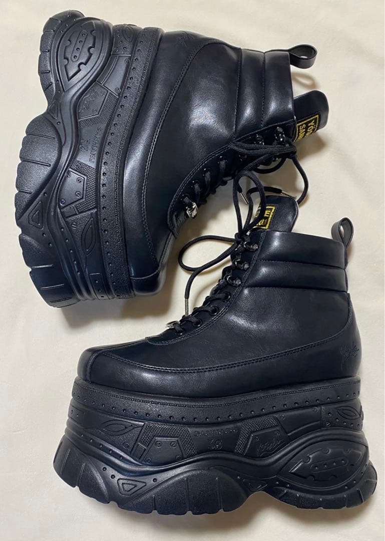 ヨースケ　YOSUKE ミドルハイカットスニーカー