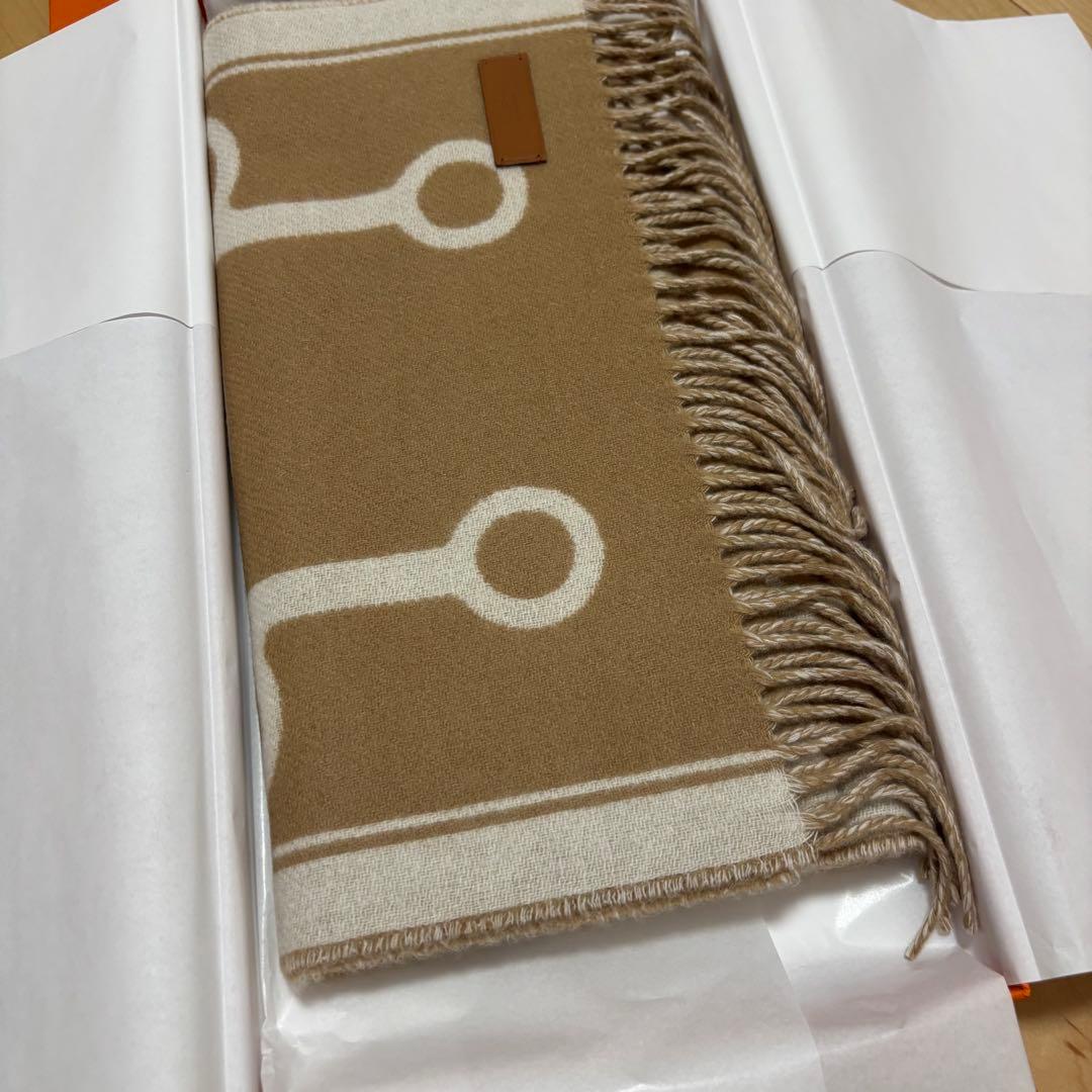 新品未使用値下げ不可2025エルメス マフラー モール　ベージュ/ブラウン