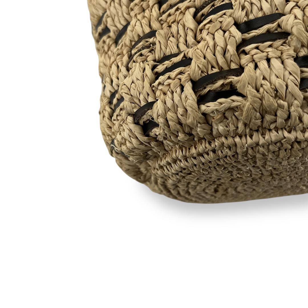 良品　ヘレンカミンスキー　かごバッグ　編み込み　ロゴプレート　ラフィア　ベージュ