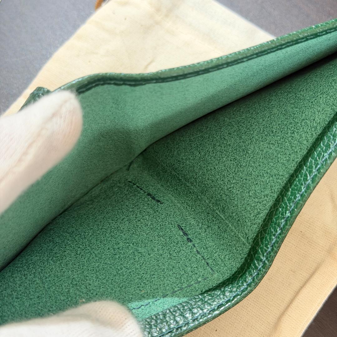 【新品未使用】イルビゾンテ 二つ折り 財布 グリーン