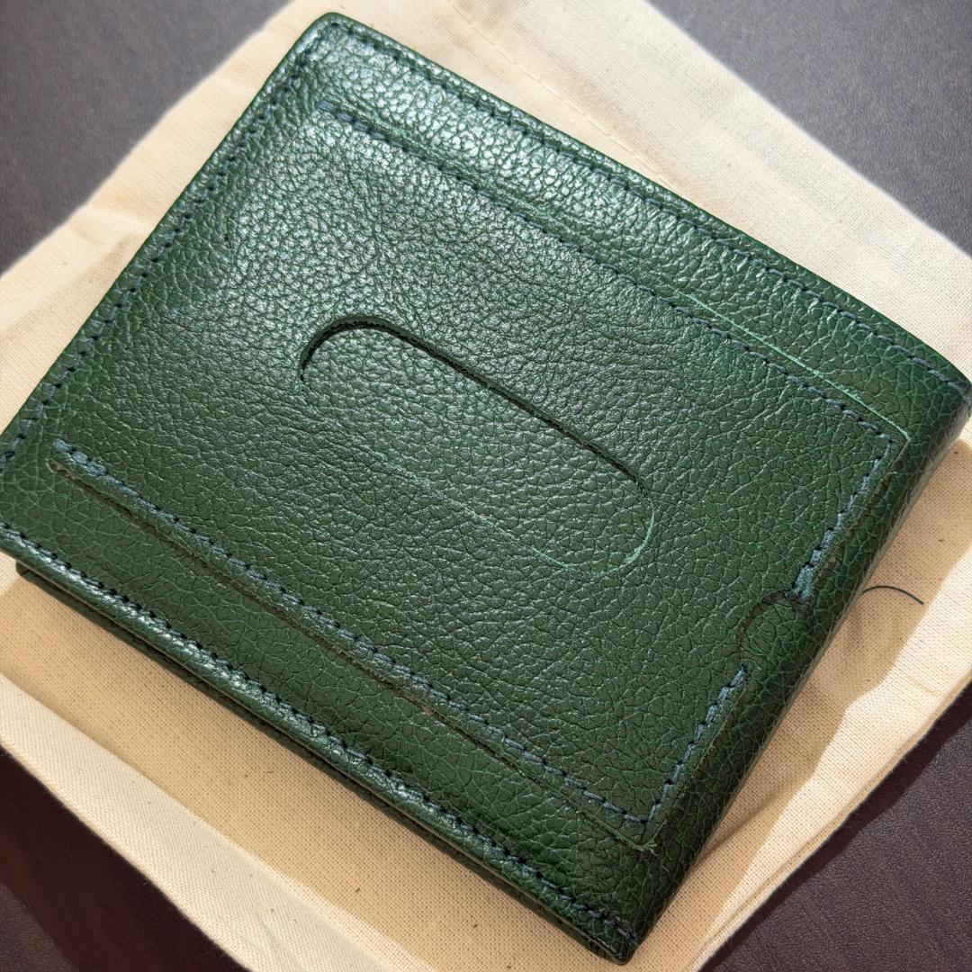 【新品未使用】イルビゾンテ 二つ折り 財布 グリーン